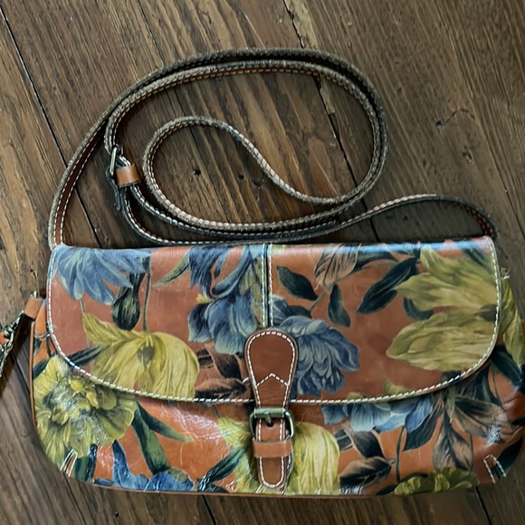 Patricia Nash cognac floral crossbody/clutch - Picture 3 of 6
